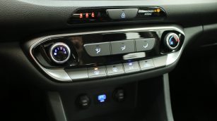Hyundai i30 1.0 T-GDI Classic + DCT WD3238S w abonamencie