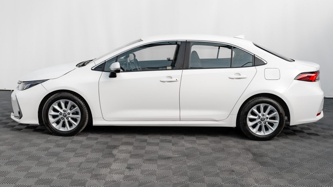 Toyota Corolla 1.5 Comfort MS GD8A928 w leasingu dla firm