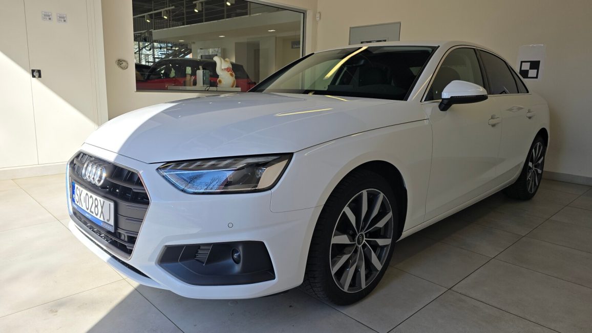 Audi A4 35 TFSI mHEV S tronic SK028XJ w abonamencie