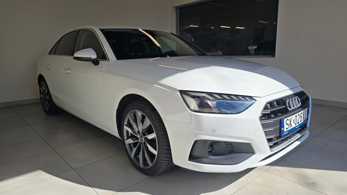 Audi A4 35 TFSI mHEV S tronic SK028XJ w abonamencie