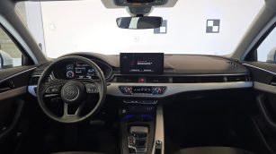 Audi A4 35 TFSI mHEV S tronic SK028XJ w abonamencie