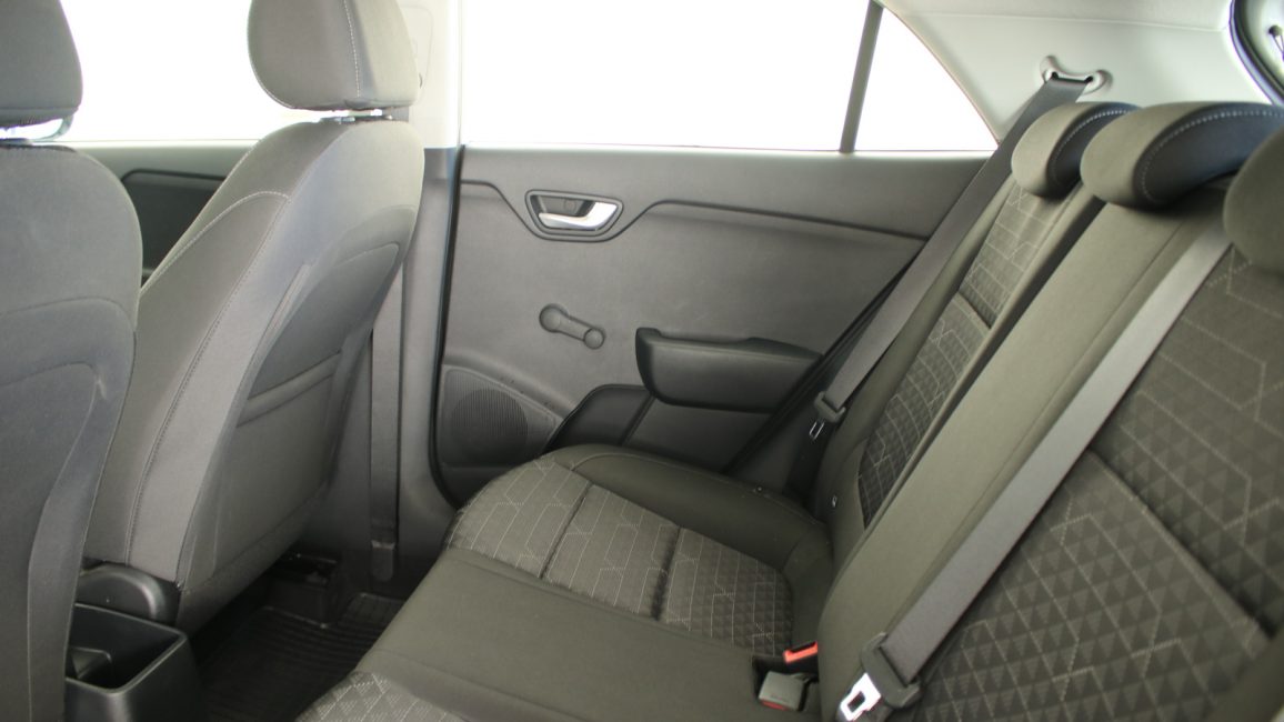 Kia Rio 1.2 M WD2952R w leasingu dla firm