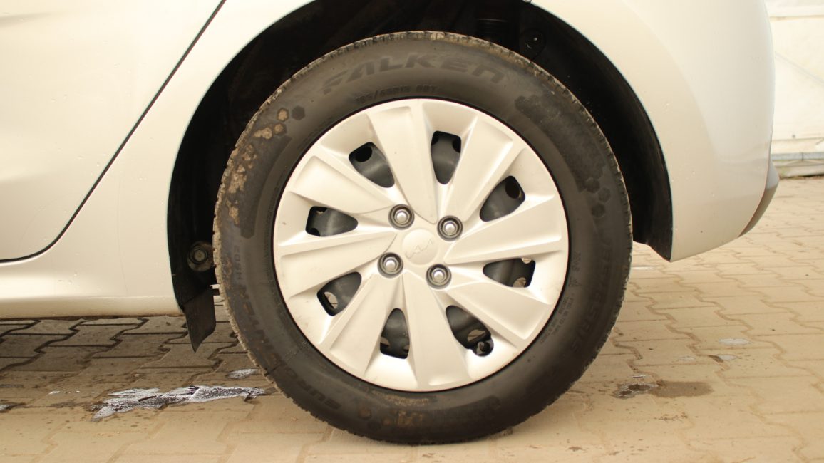 Kia Rio 1.2 M WD2952R w leasingu dla firm