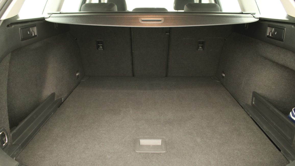 Volkswagen Passat 1.5 TSI EVO Essence DSG WD3195S w abonamencie