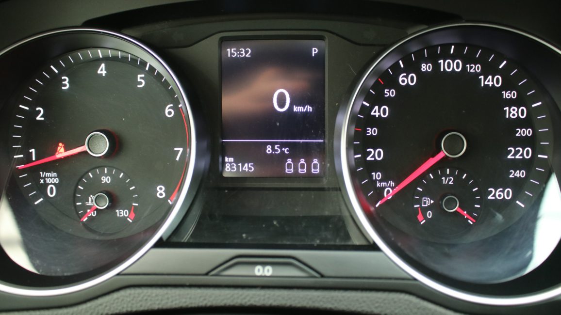 Volkswagen Passat 1.5 TSI EVO Essence DSG WD3195S w abonamencie