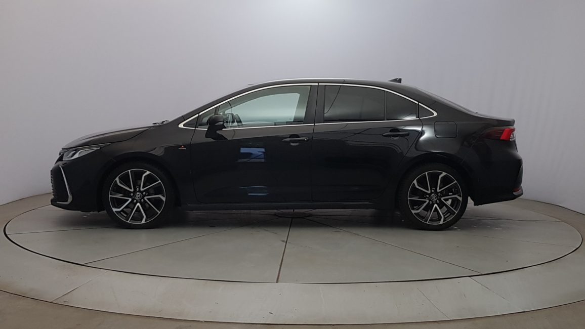 Toyota Corolla 1.6 Executive MS WD2863P w leasingu dla firm