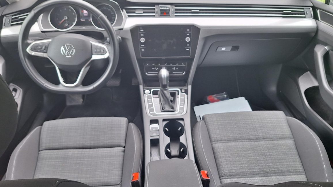 Volkswagen Passat 2.0 TSI Business DSG PO1UN86 w leasingu dla firm