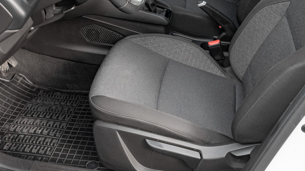 Renault Clio 1.0 TCe Equilibre WD3144R w leasingu dla firm