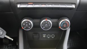 Renault Clio 1.0 TCe Equilibre WD3059R w abonamencie