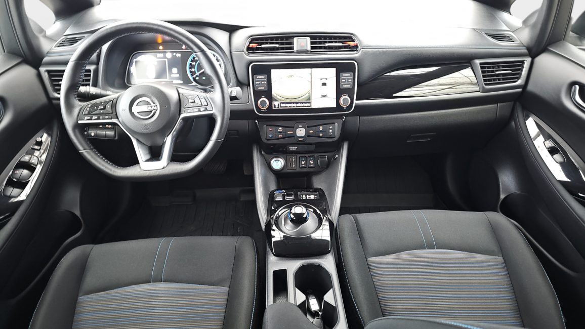 Nissan Leaf 40kWh N-Connecta WD5095S w abonamencie