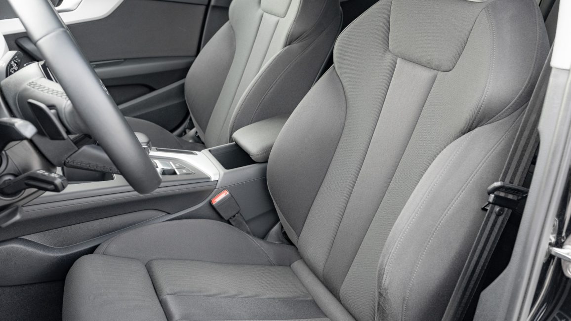 Audi A4 35 TFSI mHEV S tronic DW8VC70 w leasingu dla firm