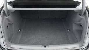 Audi A4 35 TFSI mHEV S tronic DW8VC70 w leasingu dla firm