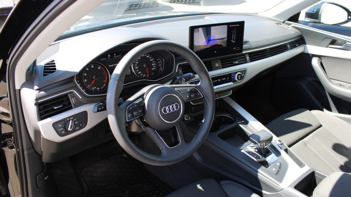 Audi A4 35 TFSI mHEV S tronic DW8VC72 w abonamencie dla firm
