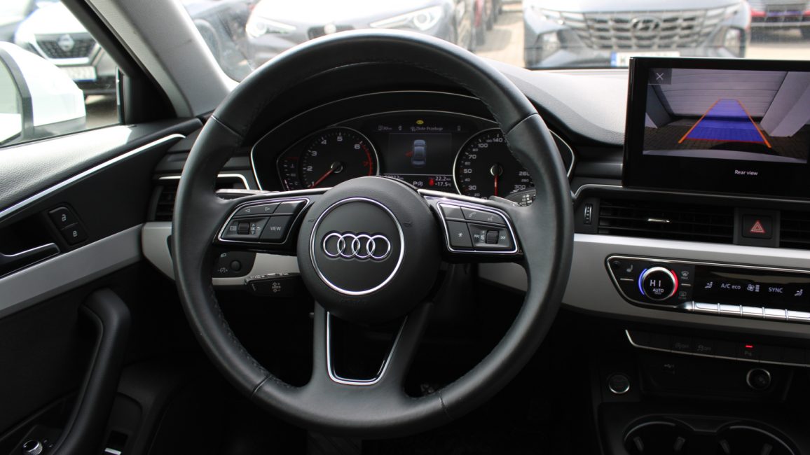 Audi A4 35 TFSI mHEV S tronic DW8VC28 w abonamencie