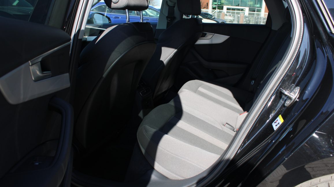 Audi A4 35 TFSI mHEV S tronic DW8VC69 w leasingu dla firm