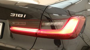BMW 318i Advantage aut WX3924E w abonamencie