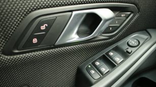 BMW 318i Advantage aut WX3924E w abonamencie
