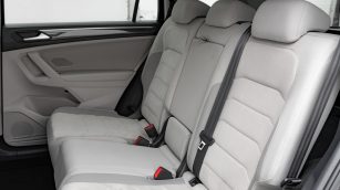 Volkswagen Tiguan Allspace 2.0 TDI 4Mot. SCR Highline DSG PO1TK68 w leasingu dla firm