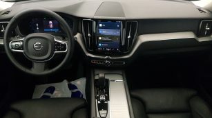 Volvo XC60 B4 B Plus Bright aut WJ2314L w leasingu dla firm