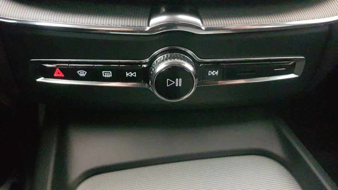 Volvo XC60 B4 B Plus Bright aut WJ2314L w leasingu dla firm