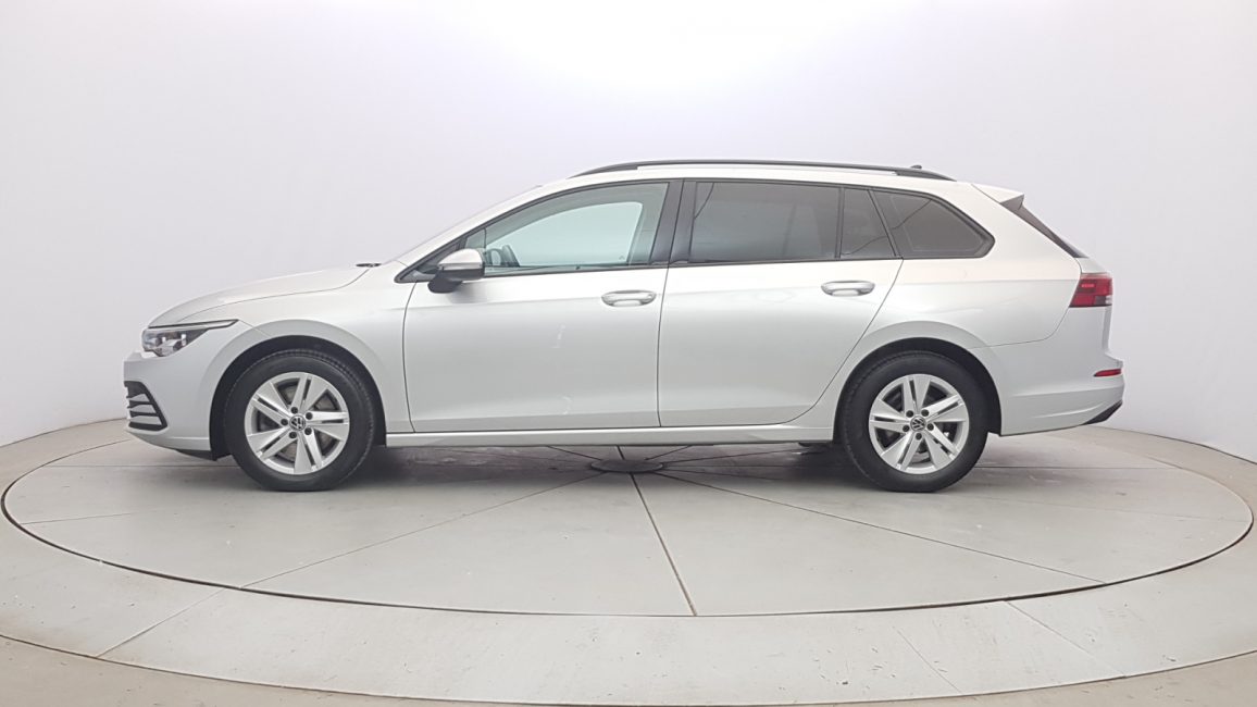 Volkswagen Golf VIII 2.0 TDI Life WJ6187K w zakupie za gotówkę