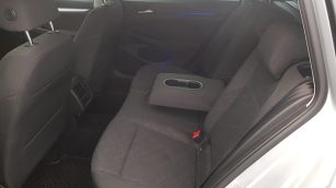 Volkswagen Golf VIII 2.0 TDI Life WJ6187K w zakupie za gotówkę