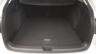 Volkswagen Golf VIII 2.0 TDI Life WJ6186K w abonamencie