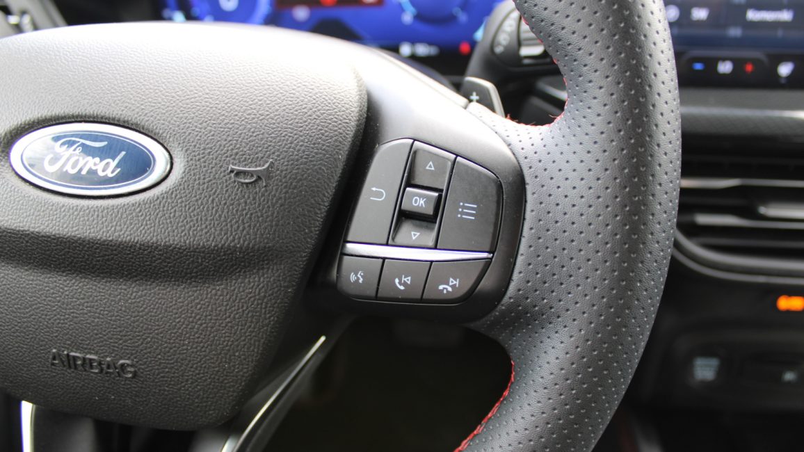 Ford Focus 1.0 EcoBoost mHEV ST-Line X aut GD1G992 w abonamencie