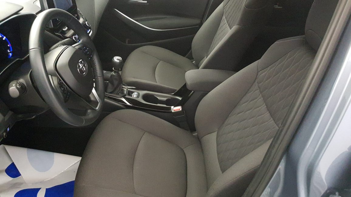 Toyota Corolla 1.5 Comfort WD1486R w abonamencie dla firm