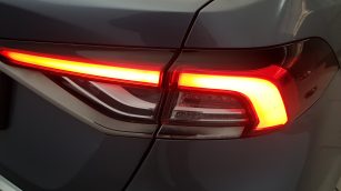 Toyota Corolla 1.5 Comfort WD1486R w abonamencie dla firm