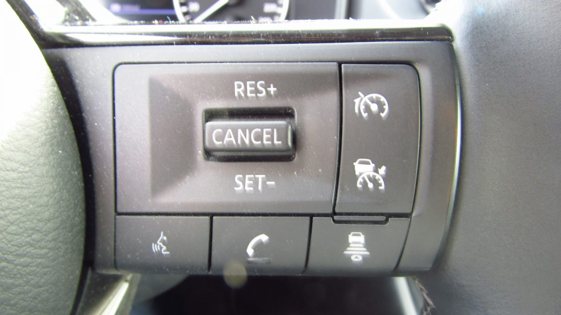 Nissan Qashqai 1.3 DIG-T mHEV Acenta WD8229R w abonamencie