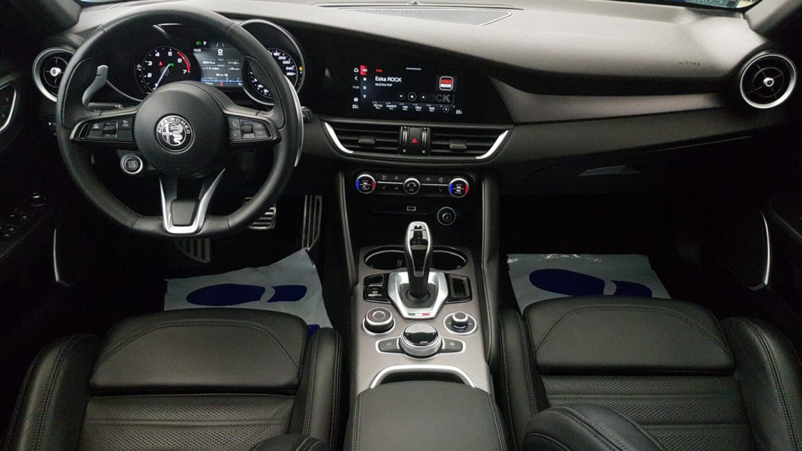 Alfa Romeo Giulia 2.0 Turbo Veloce Q4 aut WE4Y734 w zakupie za gotówkę
