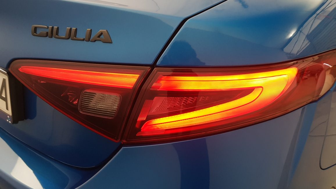Alfa Romeo Giulia 2.0 Turbo Veloce Q4 aut WE4Y734 w zakupie za gotówkę