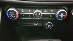 Alfa Romeo Giulia 2.0 Turbo Veloce Q4 aut WE4Y734 w zakupie za gotówkę