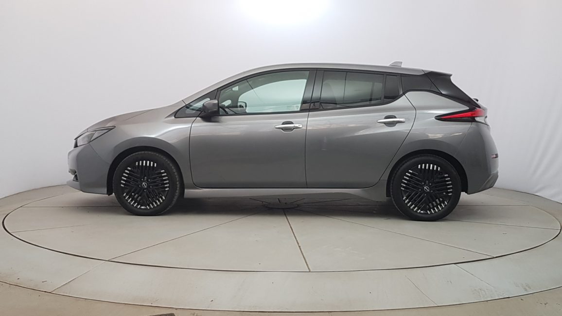 Nissan Leaf 40kWh N-Connecta DB3083K w abonamencie