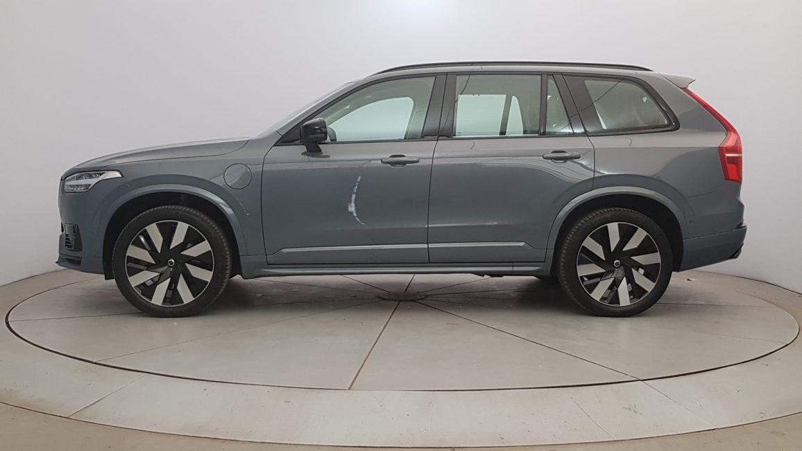 Volvo XC90 T8 AWD Plug-In Hybrid Plus Dark 7os aut WJ8364L w abonamencie