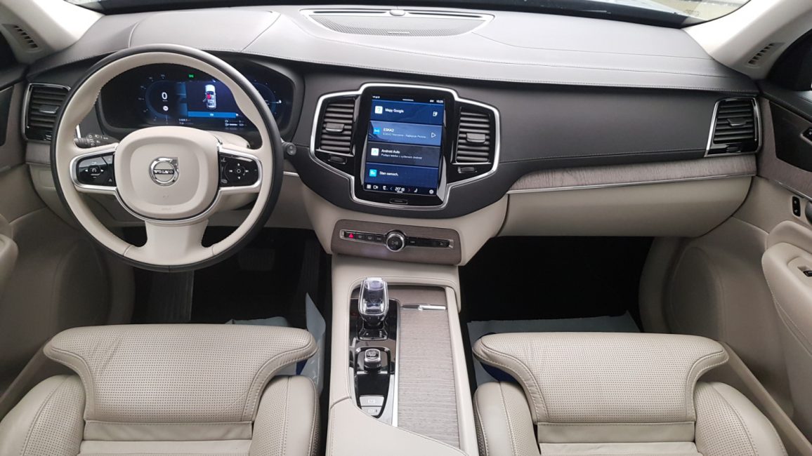 Volvo XC90 T8 AWD Plug-In Hybrid Plus Dark 7os aut WJ8364L w abonamencie