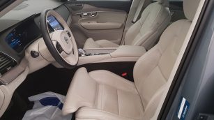 Volvo XC90 T8 AWD Plug-In Hybrid Plus Dark 7os aut WJ8364L w abonamencie