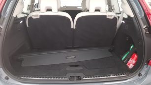 Volvo XC90 T8 AWD Plug-In Hybrid Plus Dark 7os aut WJ8364L w abonamencie