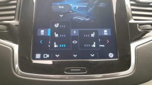 Volvo XC90 T8 AWD Plug-In Hybrid Plus Dark 7os aut WJ8364L w abonamencie