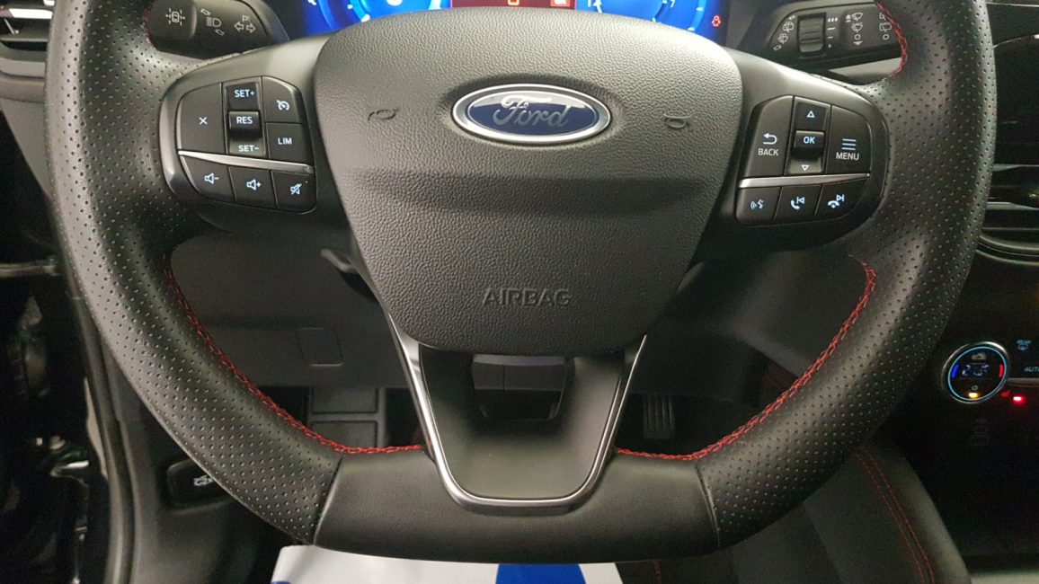 Ford Kuga 1.5 EcoBoost FWD ST-Line GD3F354 w abonamencie