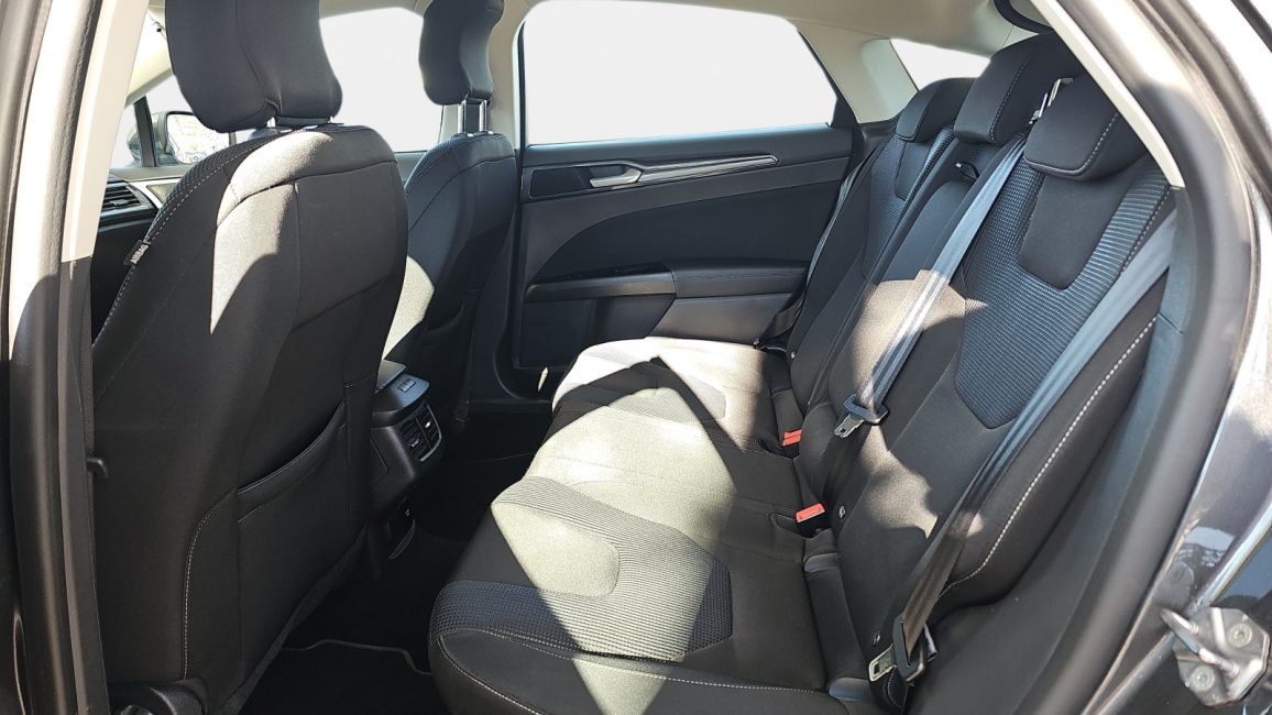 Ford Mondeo 2.0 EcoBlue Titanium aut WD3283P w leasingu dla firm