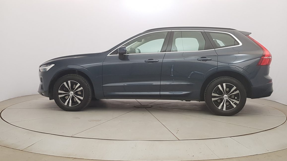 Volvo XC60 B4 D AWD Momentum Pro aut SK074WC w abonamencie