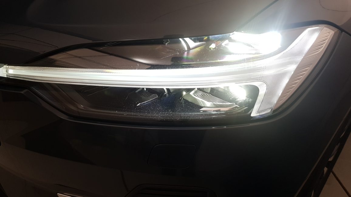 Volvo XC60 B4 D AWD Momentum Pro aut SK074WC w leasingu dla firm