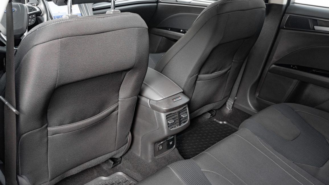 Ford Mondeo 2.0 EcoBlue Titanium aut WD3282P w leasingu dla firm