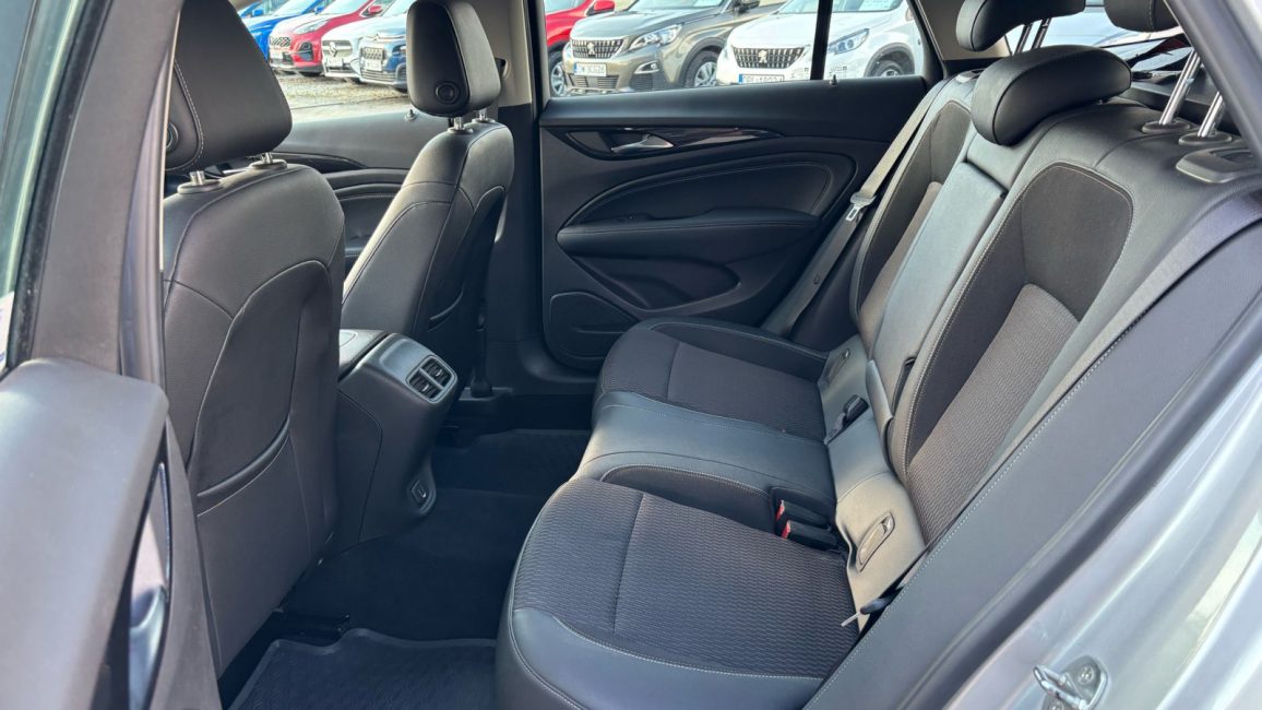 Opel Insignia 1.5 T Innovation S&S WE843TG w zakupie za gotówkę