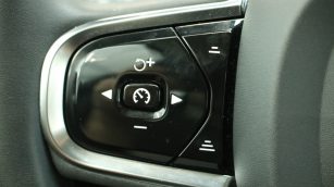 Volvo XC60 B4 D AWD Plus Dark aut WD0680T w abonamencie