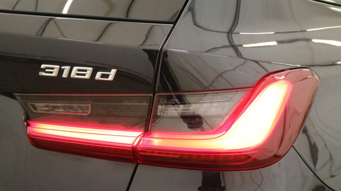 BMW 318d mHEV M Sport aut WD5851R w zakupie za gotówkę