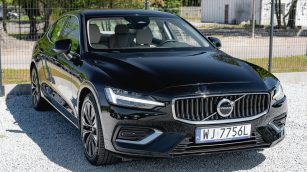 Volvo S60 B4 B Plus Bright aut WJ7756L w zakupie za gotówkę