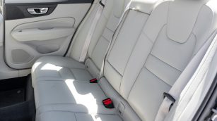 Volvo S60 B4 B Plus Bright aut WJ7756L w zakupie za gotówkę